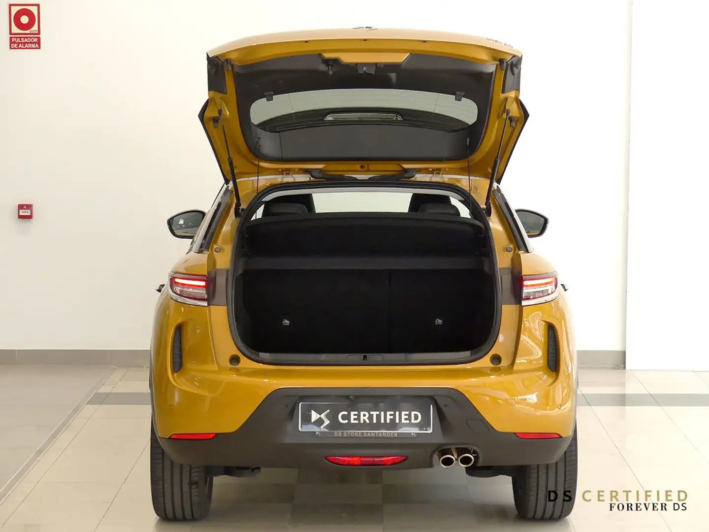 DS Automobiles DS 3 Crossback PureTech 155 GRAND CHIC AUTO Amarillo - 2