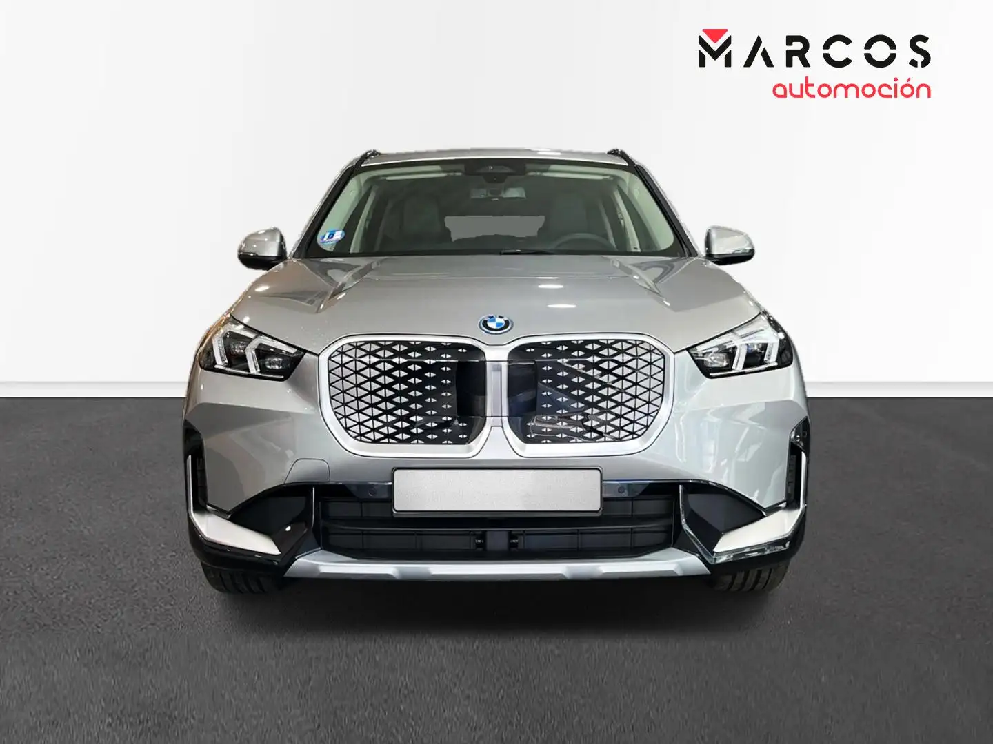 BMW iX1 xDrive30A Plateado - 2
