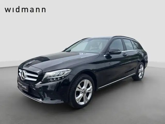 Mercedes-Benz C 220 d 4M T *LED*AHK*PDC*Keyless*Tempomat*Navi*