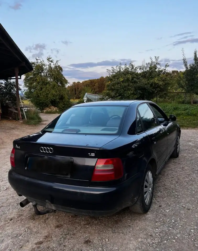 Audi A4 1.6, foto 9