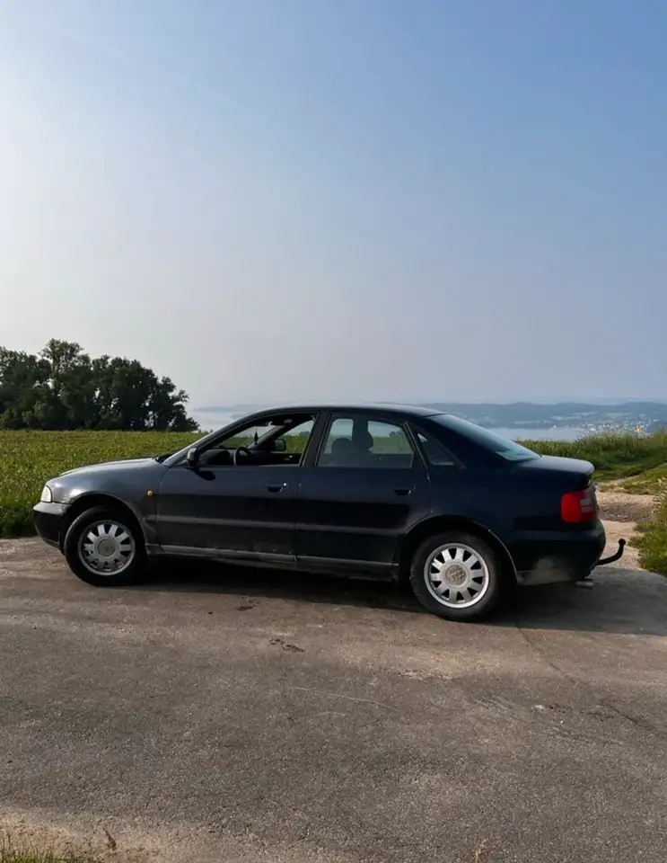 Audi A4 1.6, foto 3