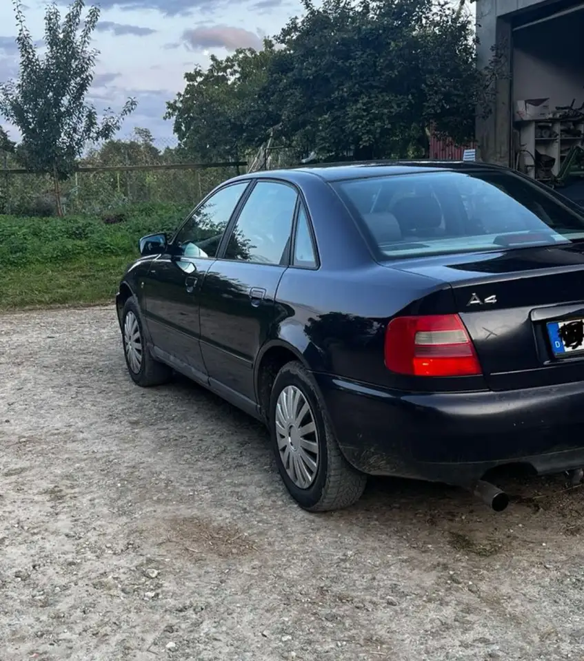Audi A4 1.6, foto 8