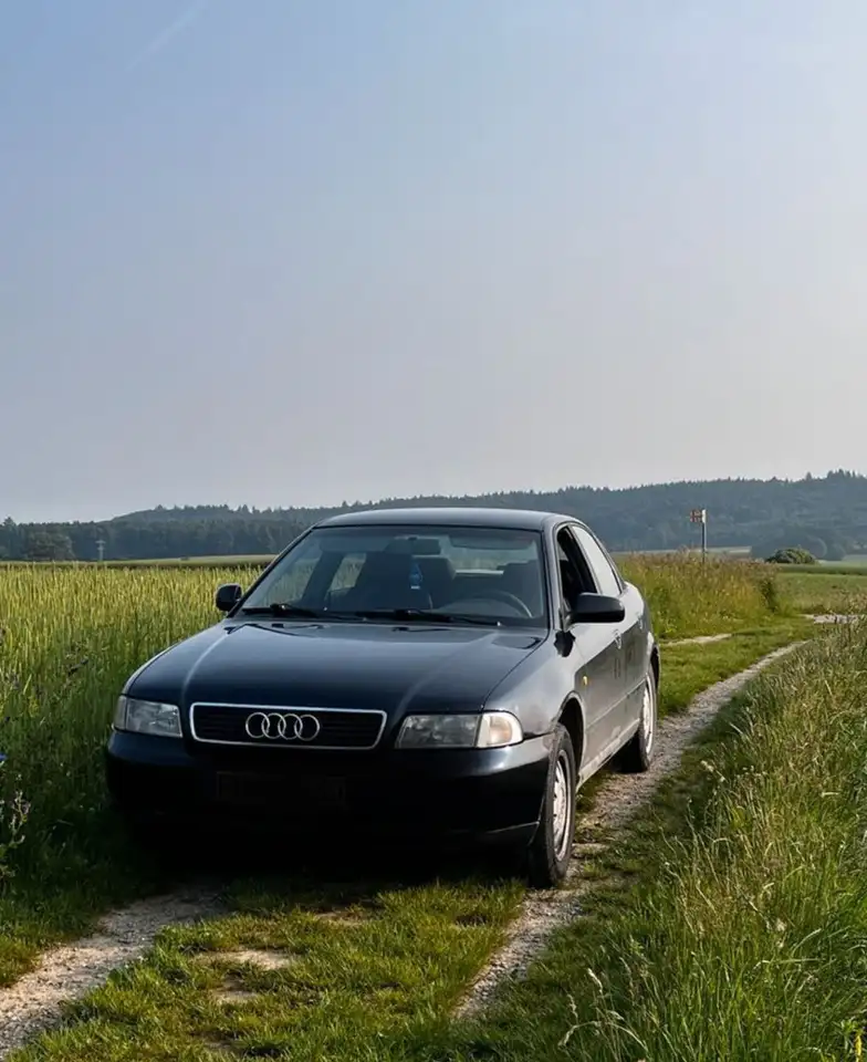 Audi A4 1.6, foto 2