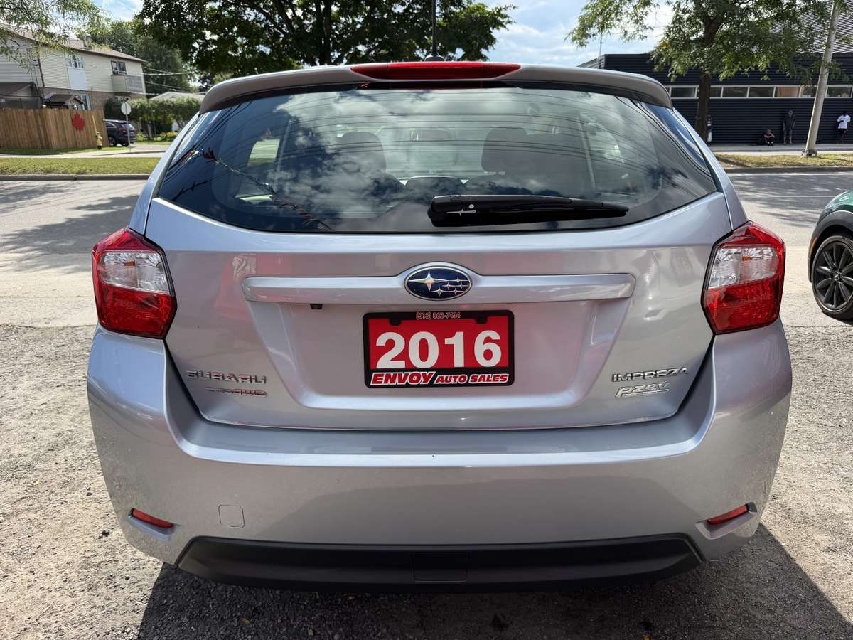 2016 Subaru Impreza 2.0i Premium YES 53,000KMS ONLY!! HATCHBACK!! — снимка 1