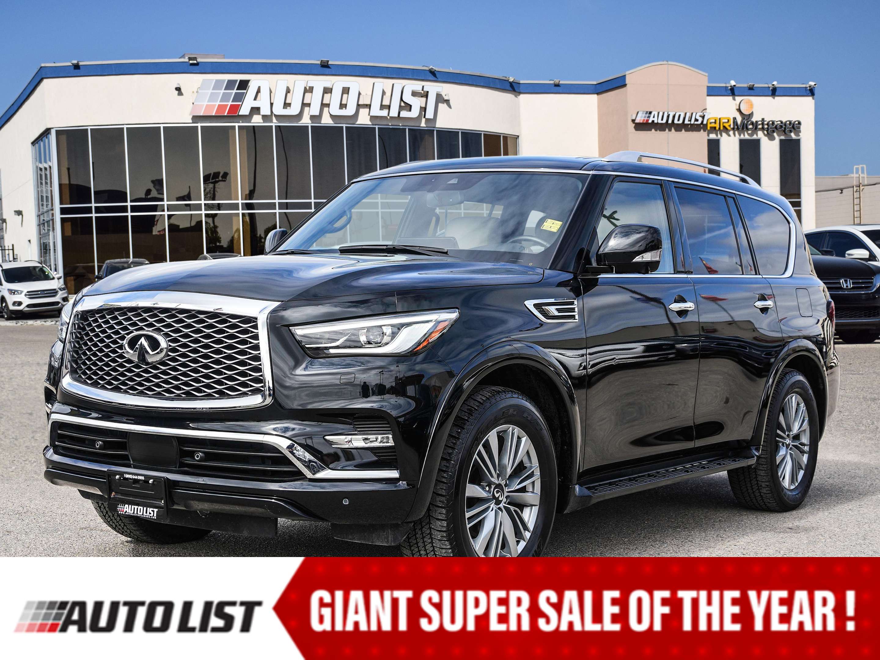2024 Infiniti QX80 LUXE*4WD*8PASS*LEATHER*SUNROOF*DVD's*ONLY 35K KMS*
