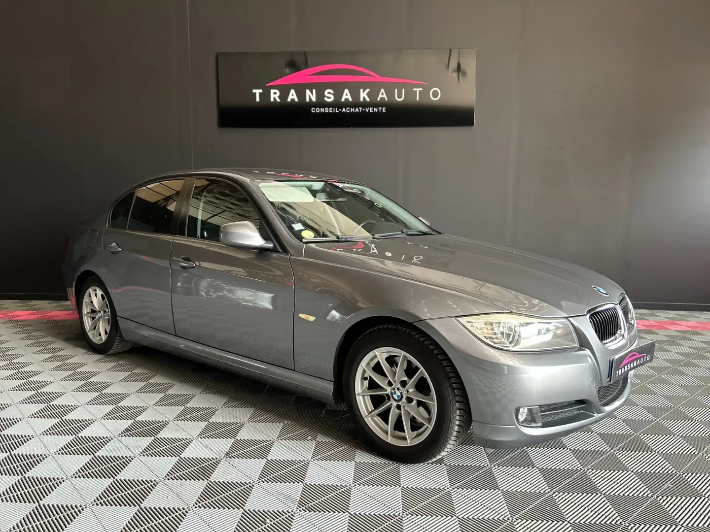 BMW Confort Gri - 1