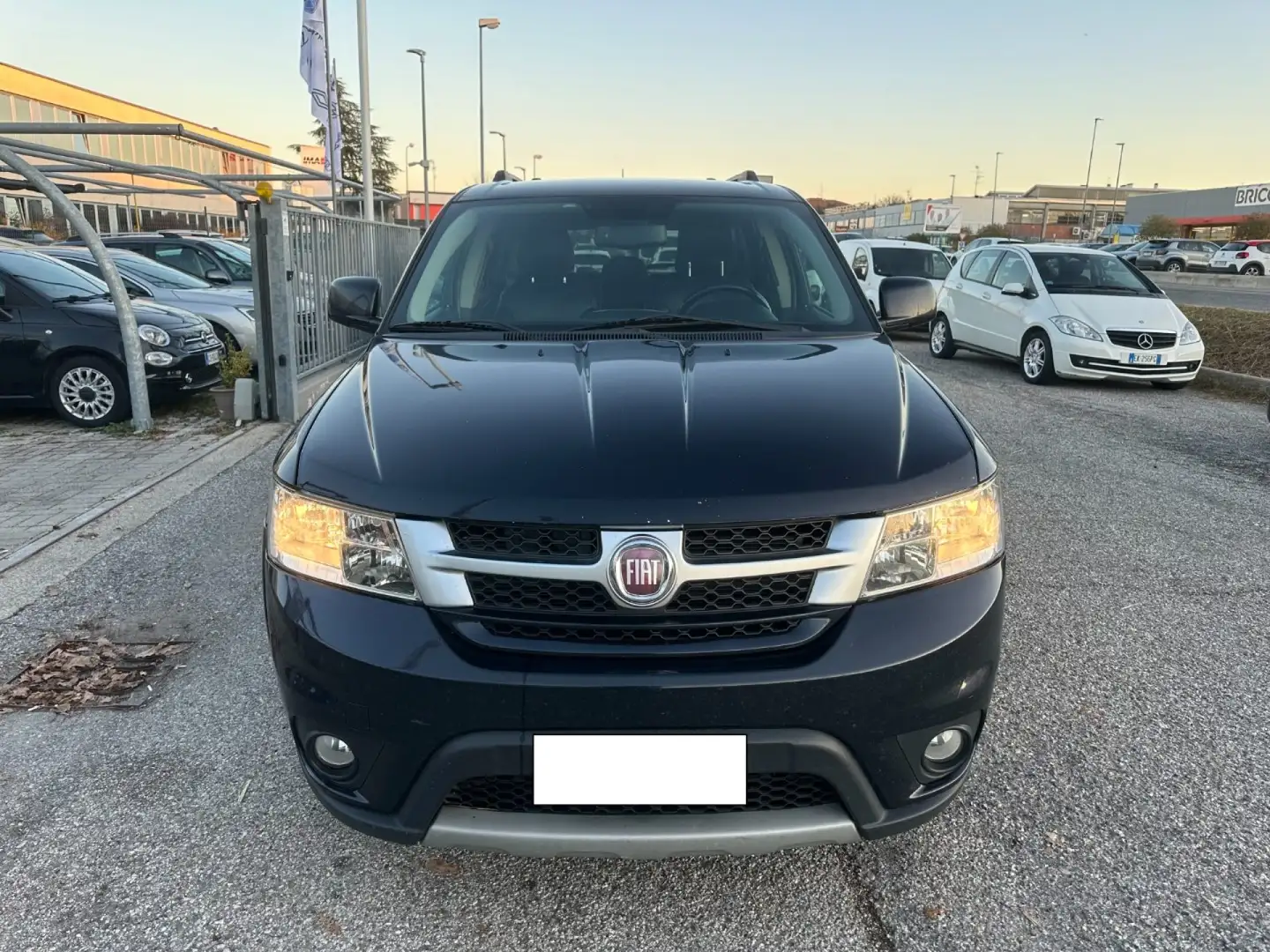 Fiat Freemont 2.0 Multijet 140 CV Urban Schwarz - 2
