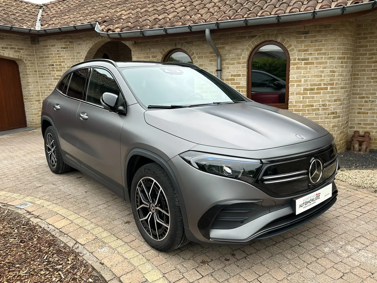 Mercedes-Benz EQA AMG Line Garantie 1 jaar tot 5 jaar Gris - 1