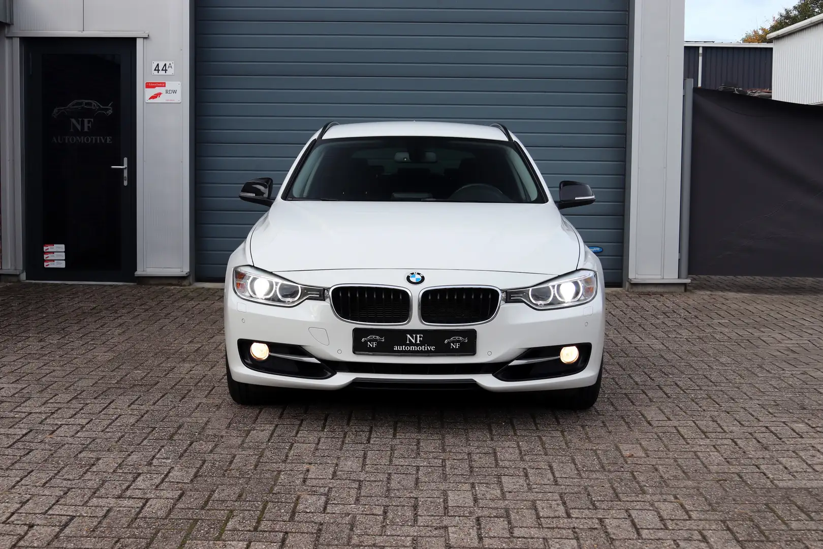 BMW 320 320i Touring F31 - Navi Sportstoelen Xenon Cruise bijela - 2