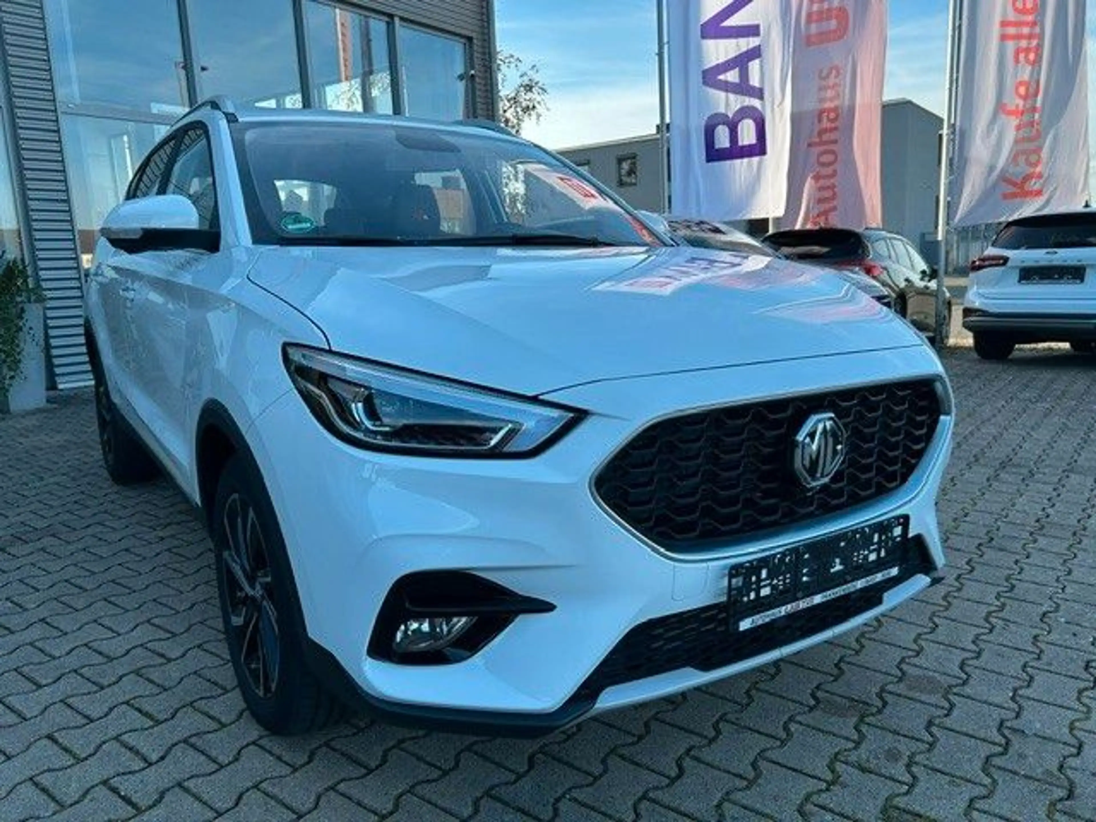 MG ZS Luxury — photo 4