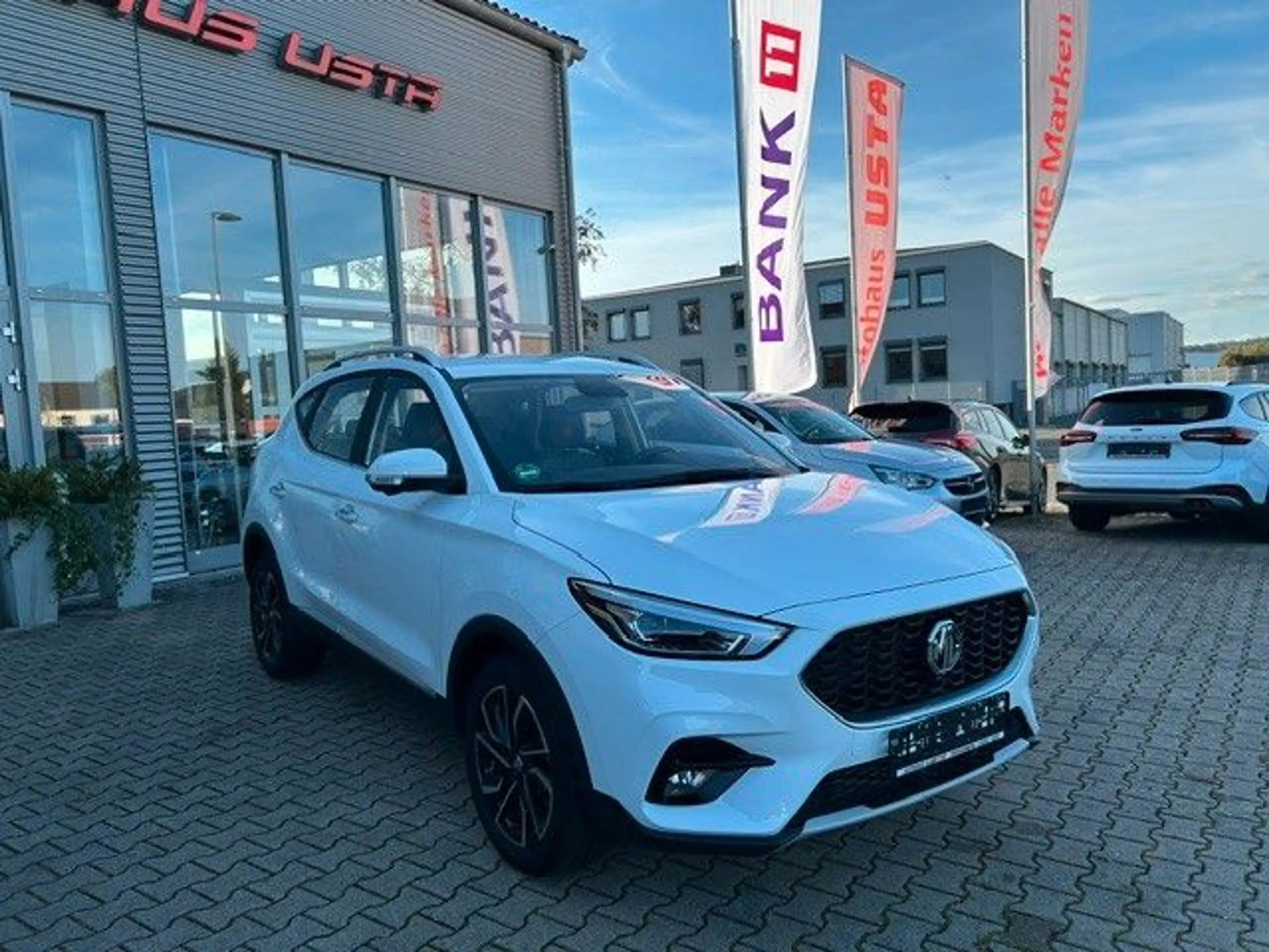 MG ZS Luxury — photo 3
