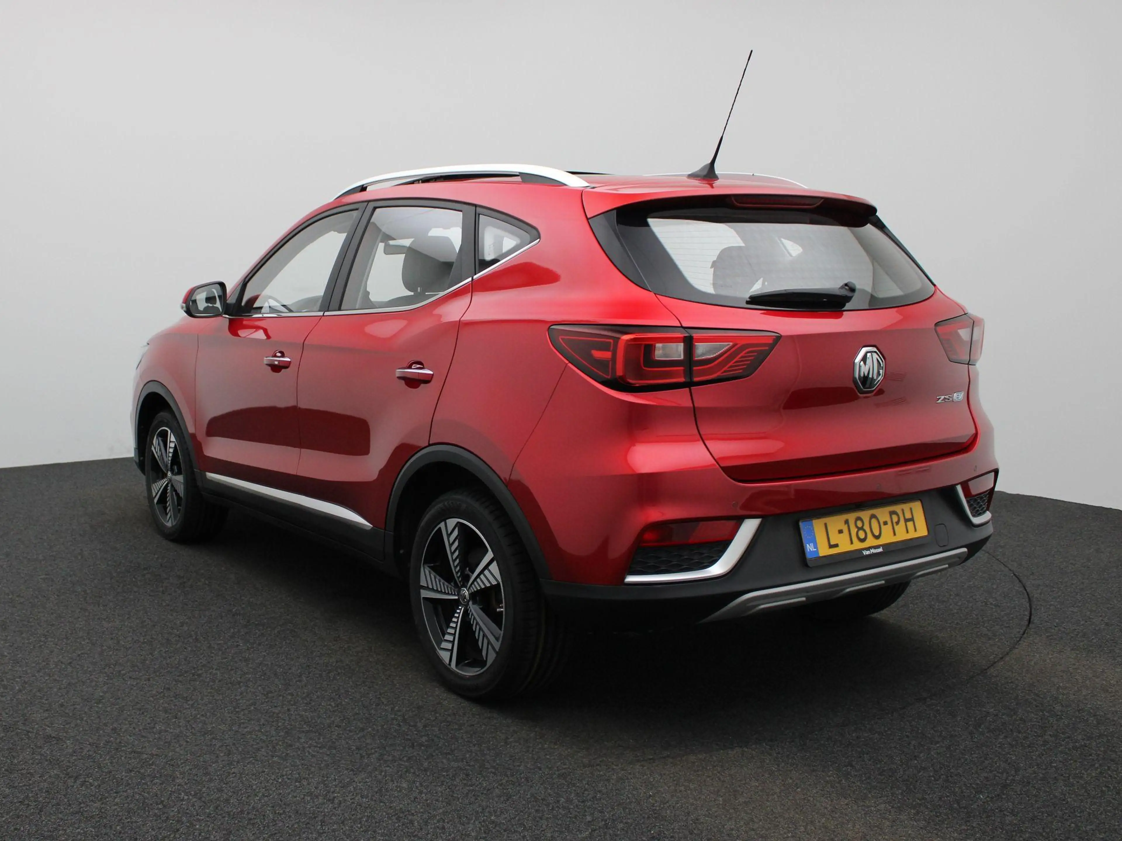 MG ZS MG EV Luxury 45 kWh | PANO | ACC | CAMERA | Elekt. — photo 2