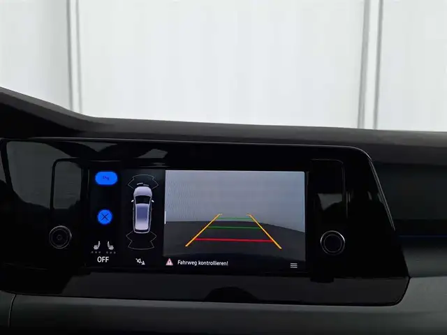 Volkswagen Golf view 12