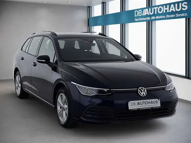 Volkswagen Golf view 2