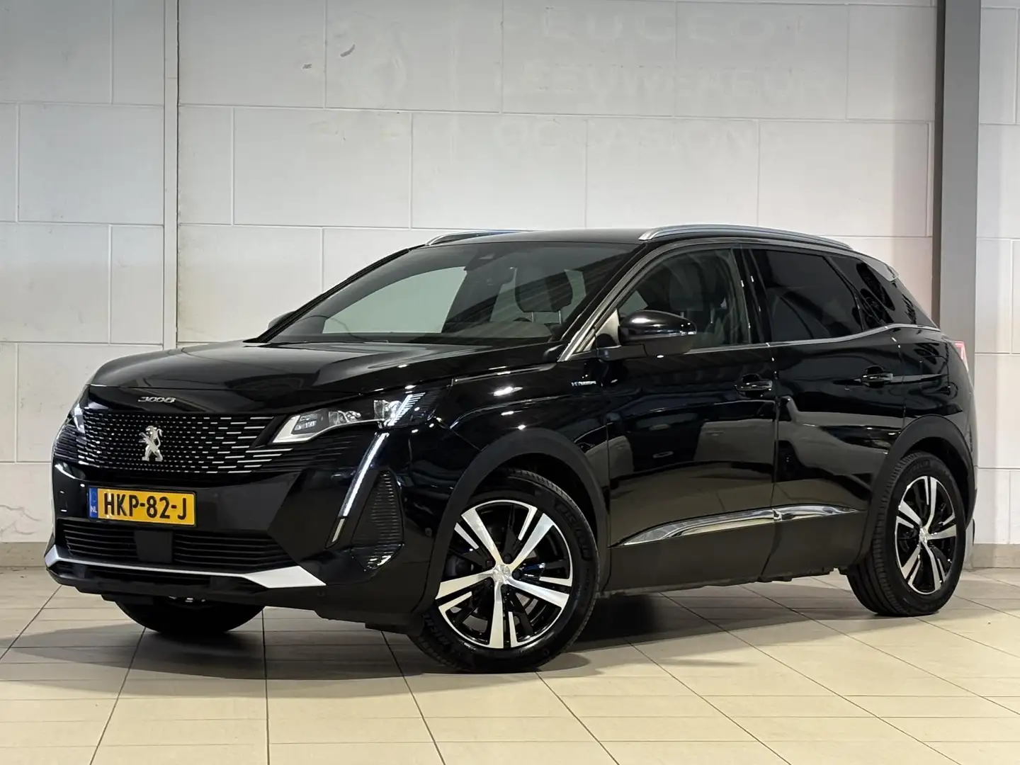 Peugeot 3008 GT 1.6 Turbo HYbrid4 300pk e-EAT8 4x4 | TREKHAAK | Zwart - 2