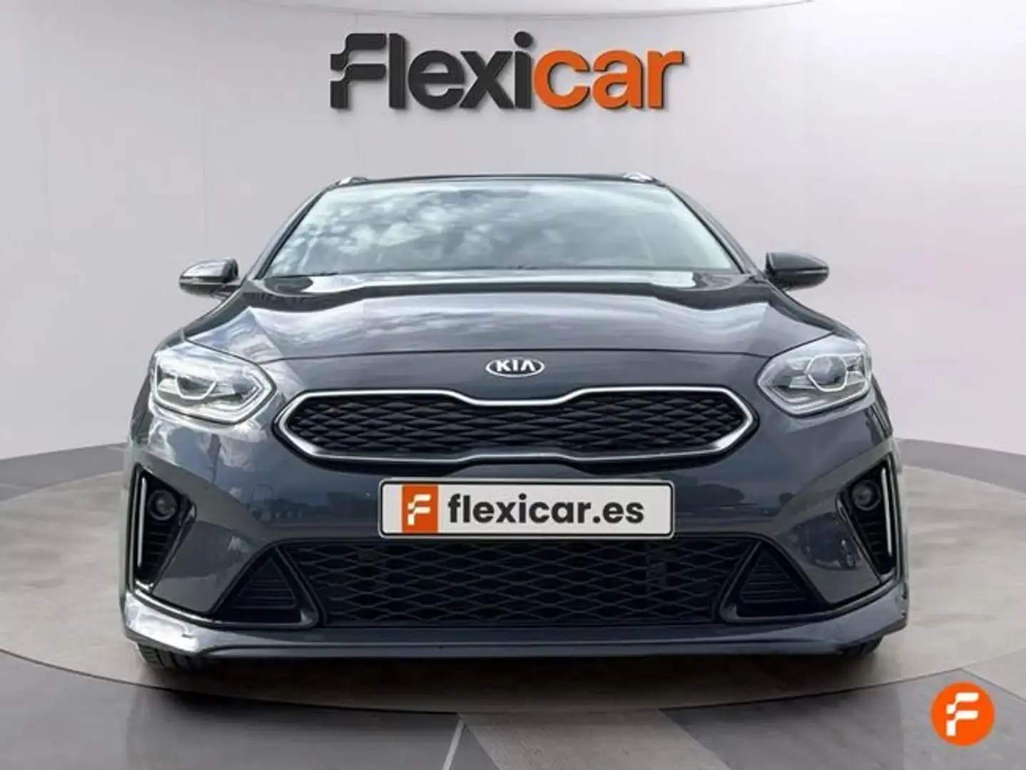 Kia Ceed / cee'd Tourer 1.6 PHEV eDrive Aut. Gris - 2