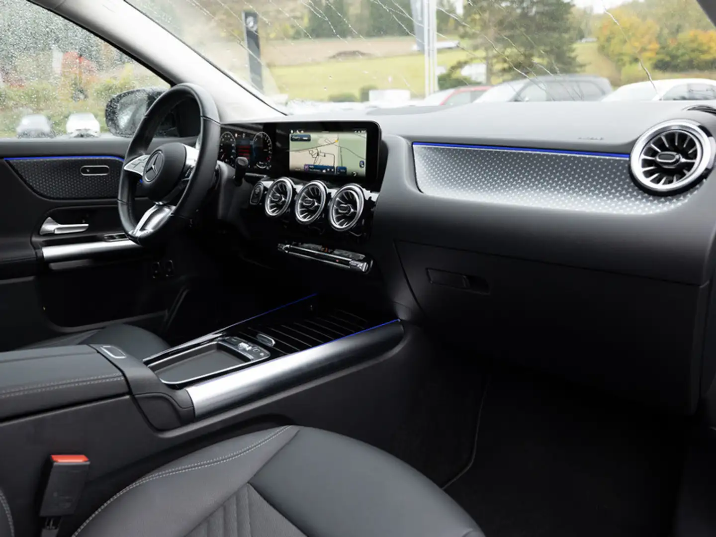 Mercedes-Benz GLA 250 e Progressive/LED/Cam/Night/AHK/Distr/18 Grau - 2