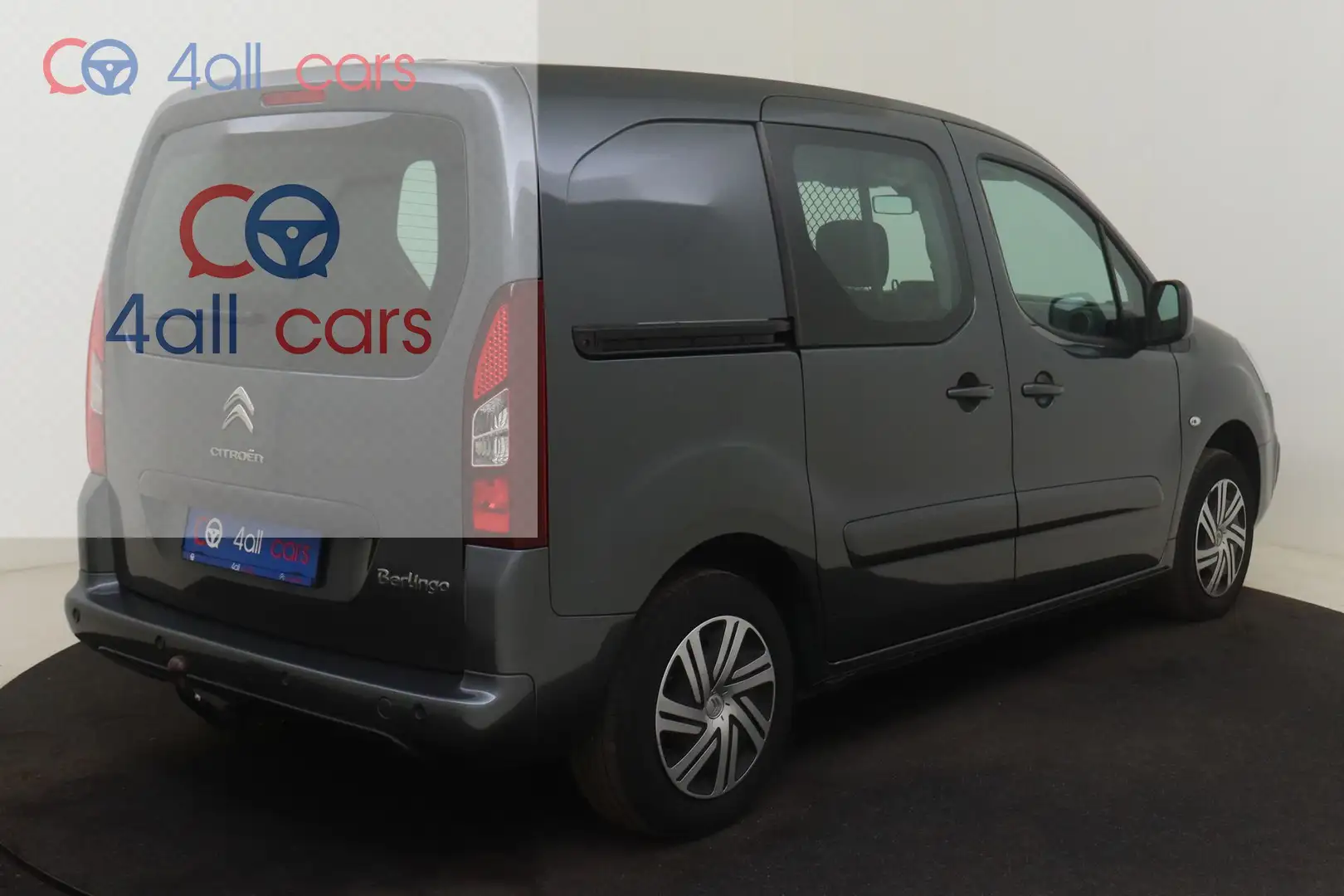 Citroen Berlingo 3131 600kg 3Pl, Trekh, GPS, Bluetooth, AR-Sen, C Plateado - 1