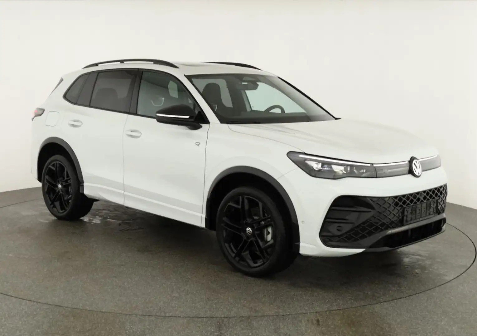 Volkswagen Tiguan 1.5 TSI eHybrid 200 kW R-Line Black, Pano, 20-Z... Weiß - 1