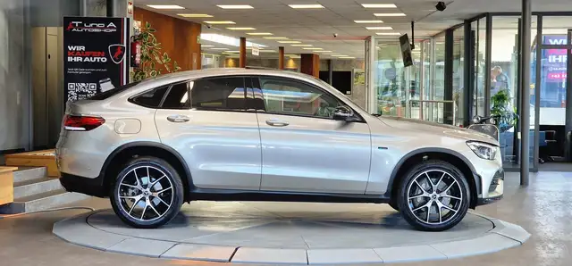 Mercedes-Benz GLC view 5