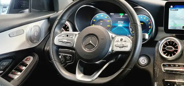 Mercedes-Benz GLC view 13