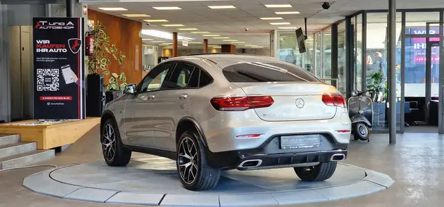 Mercedes-Benz GLC view 6