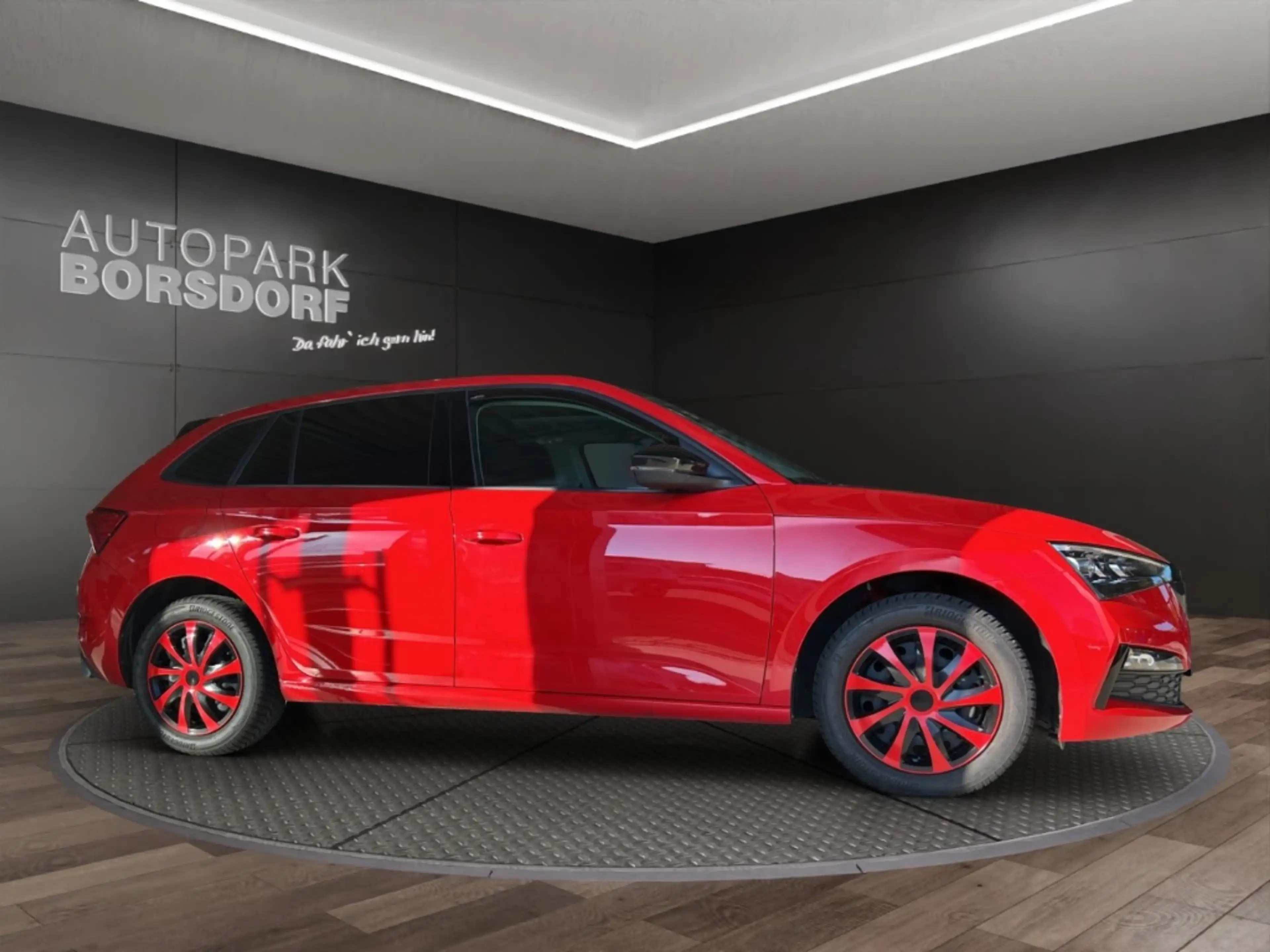 Skoda Scala Style LED Keyless Klimaautom PDC SHZ Kurvenlicht — photo 6