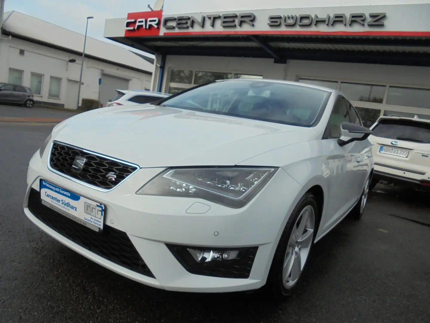 SEAT Leon FR Weiß - 1