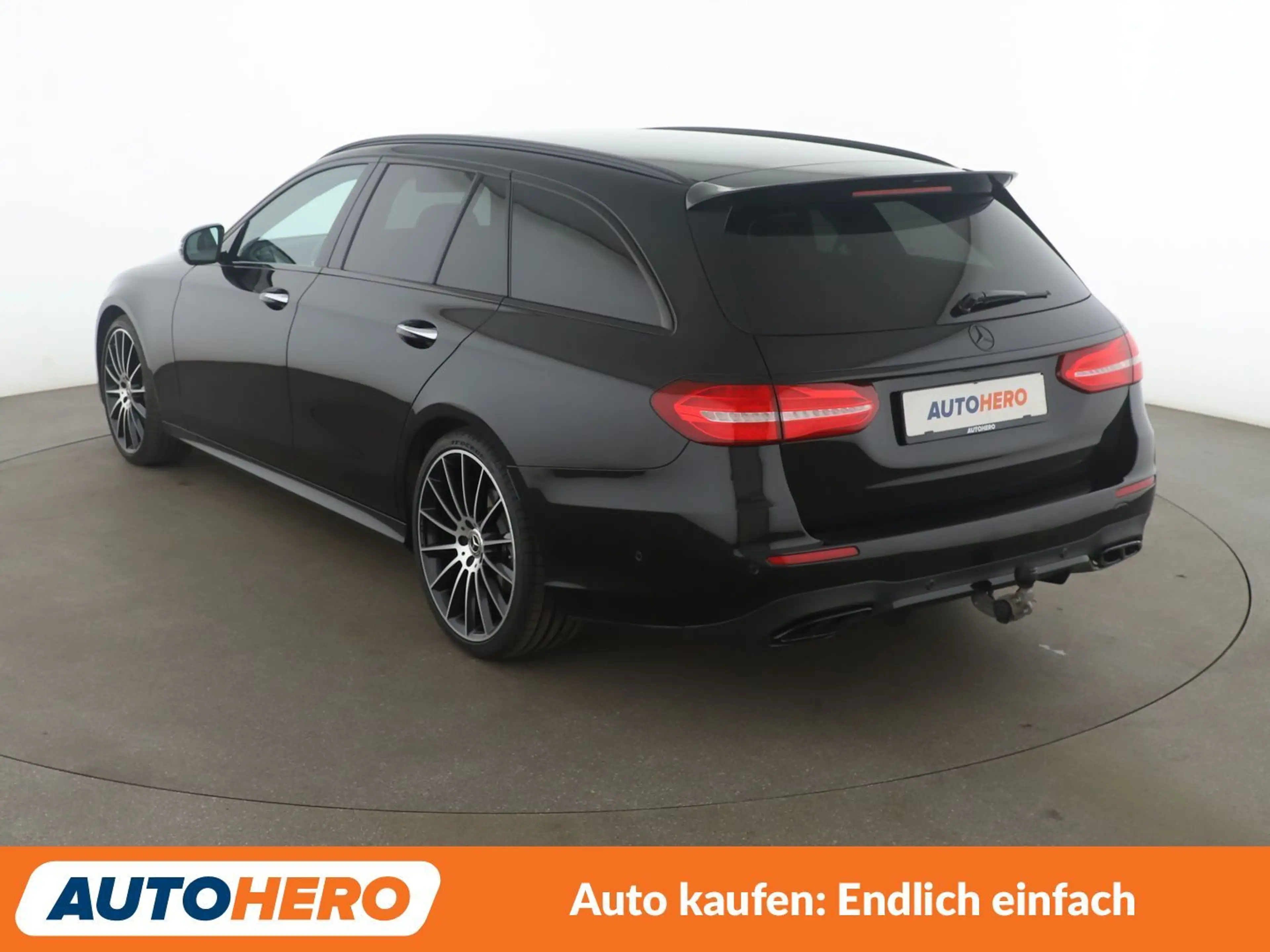 Mercedes-Benz E 250 E 250 T AMG Line Aut.*NAVI*LED*TEMPO*CAM*PDC*SHZ* — photo 4