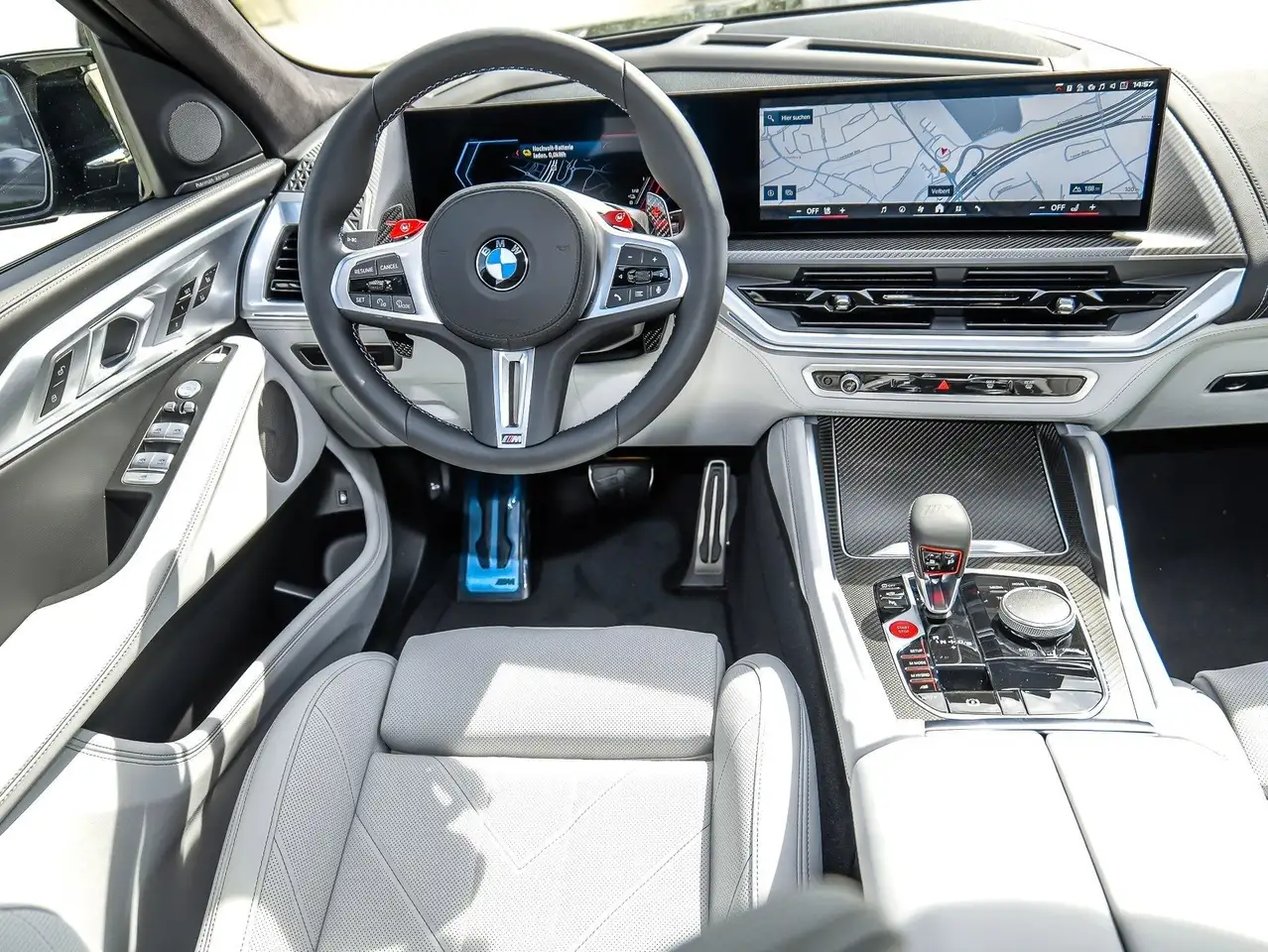 BMW XM 50e 13