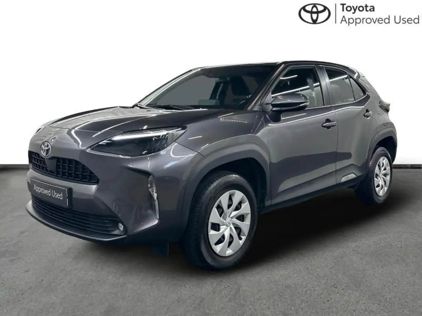 Toyota Yaris Cross Dynamic Hybrid Gris - 1