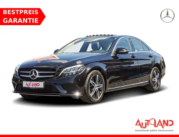 Mercedes-Benz C 200 C200 Avantgarde LED Navi Schiebedach Kamera DAB