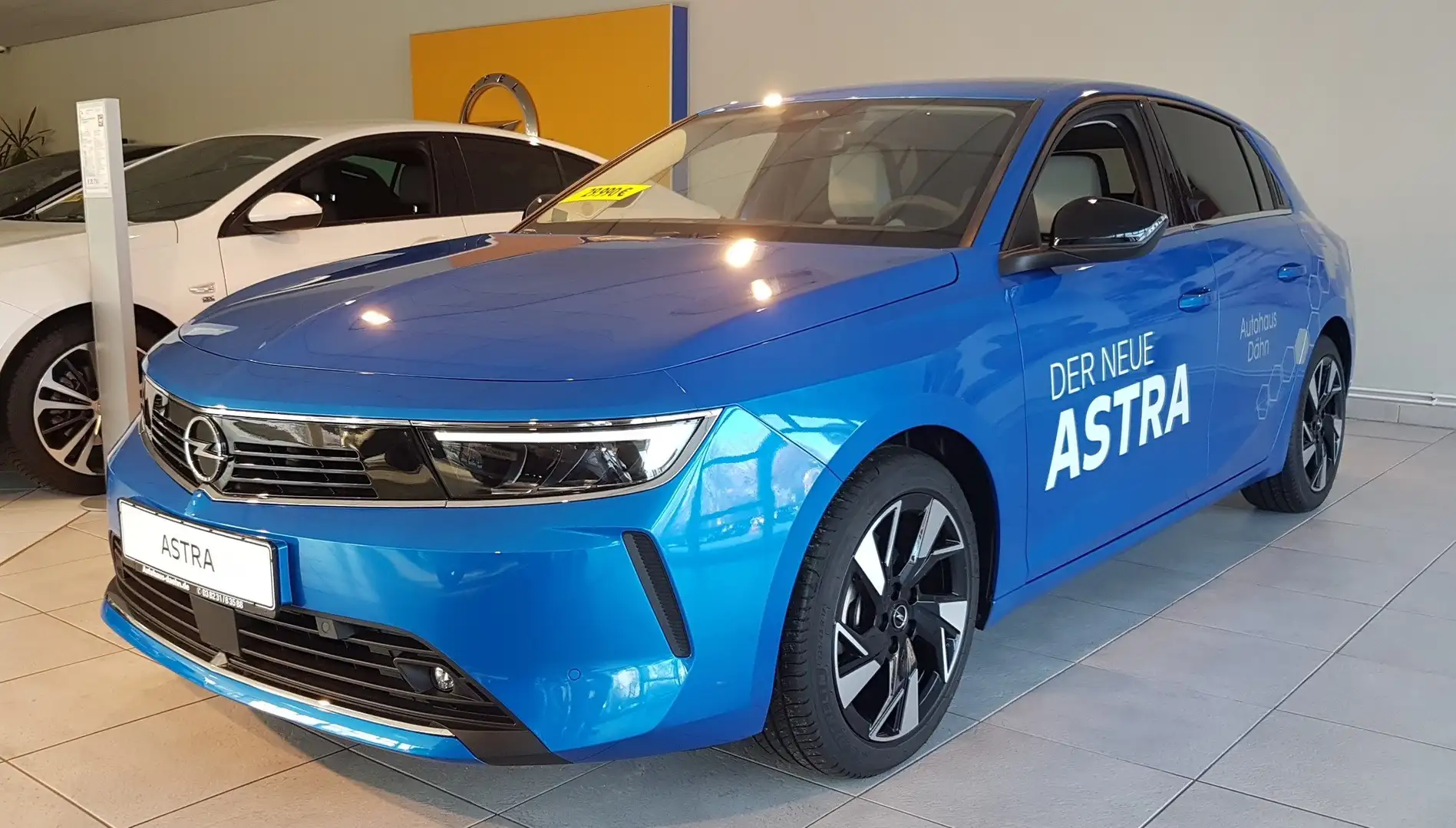 Opel Astra Elegance  5-trg. Blau - 1