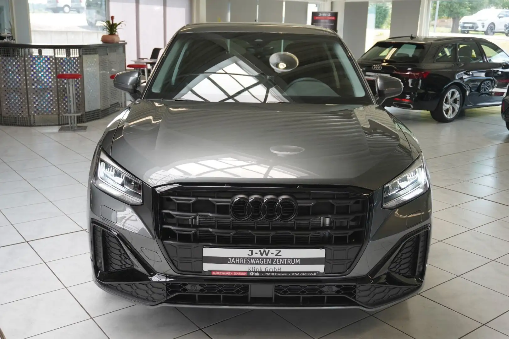Audi Q2 S-Line35 TFSI S-TronicACC*OPTIKPAKET*FACELIFT Grijs - 2