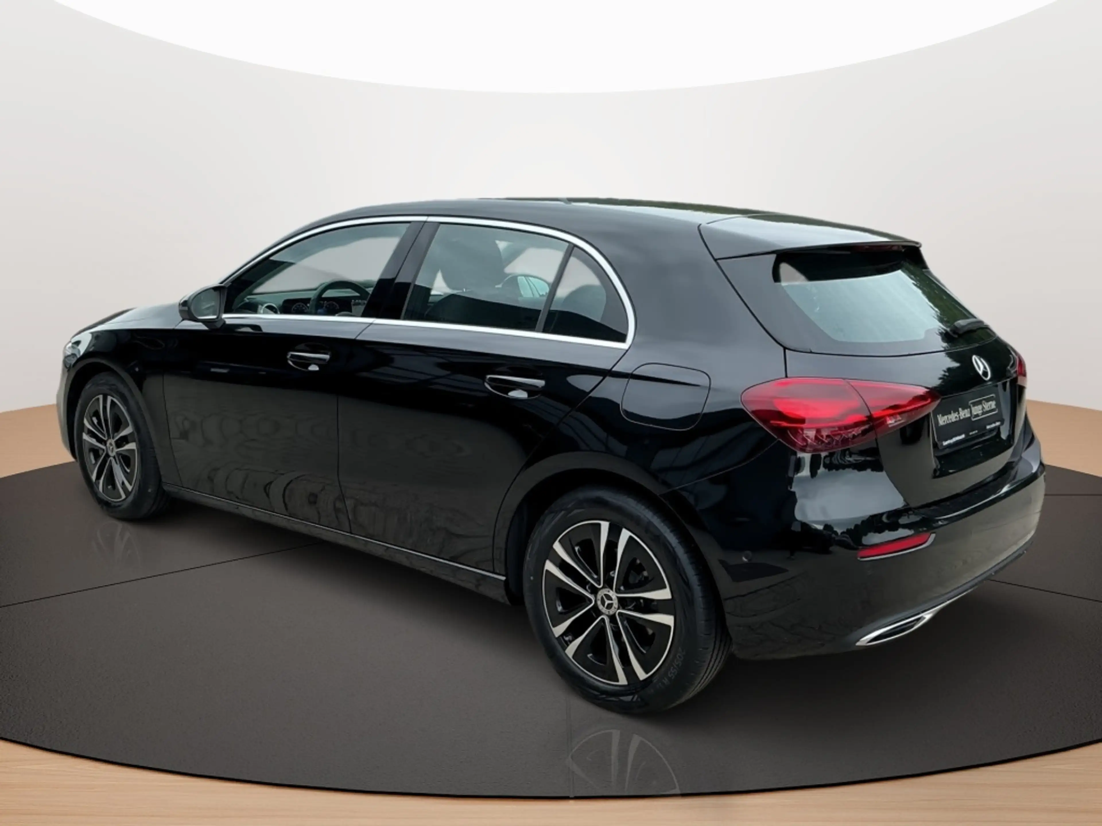 Mercedes-Benz A 200 PROGRESSIVE KAMERA SPUR PDC SHZ — photo 9