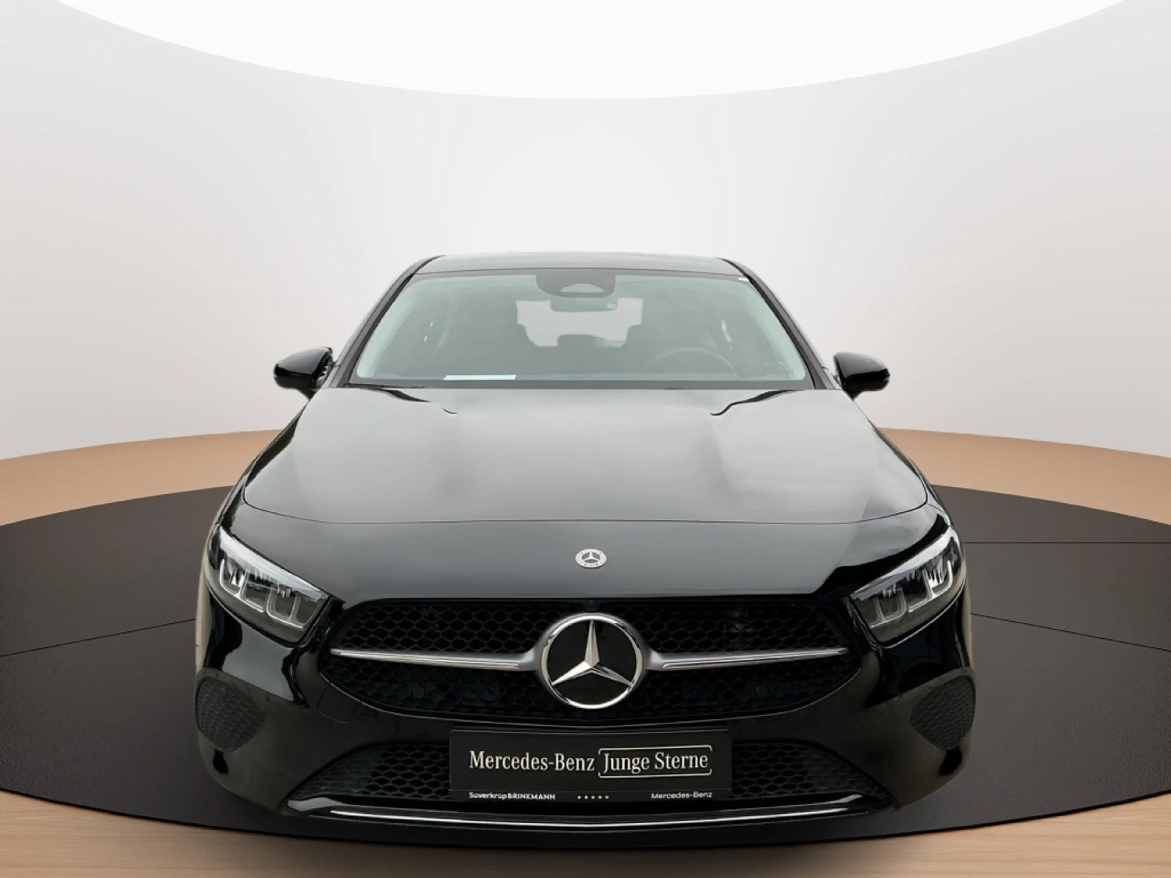 Mercedes-Benz A 200 PROGRESSIVE KAMERA SPUR PDC SHZ — photo 4