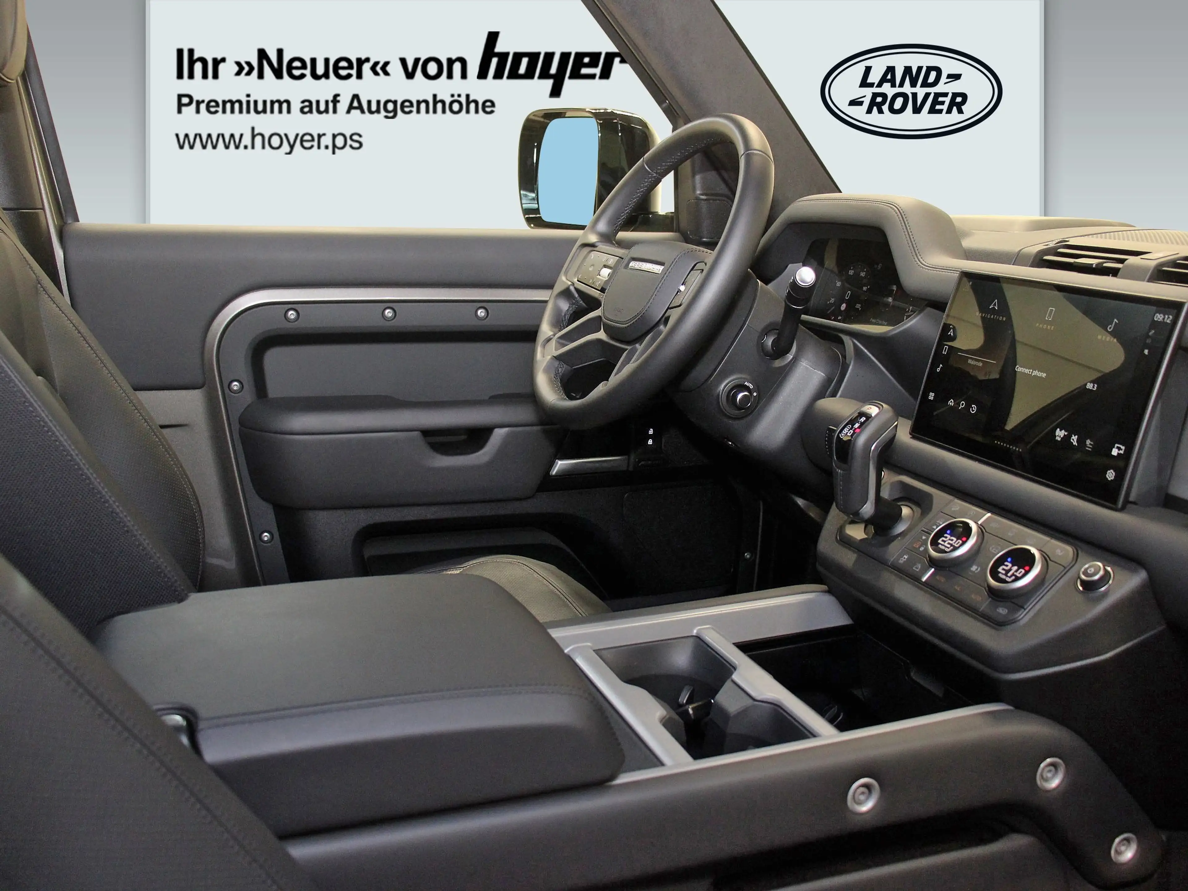 Land Rover Defender 90 P425 X AHK DAB WLAN Klimaaut. — photo 4