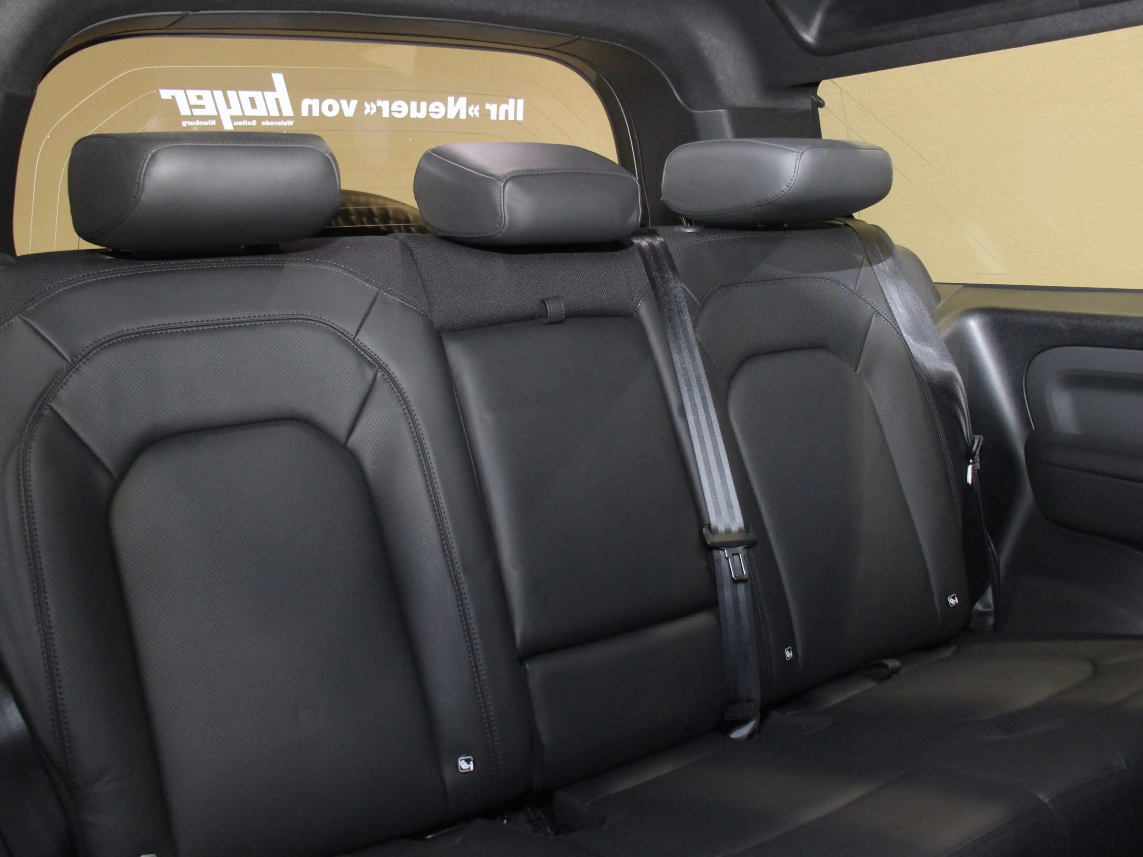 Land Rover Defender 90 P425 X AHK DAB WLAN Klimaaut. — photo 8