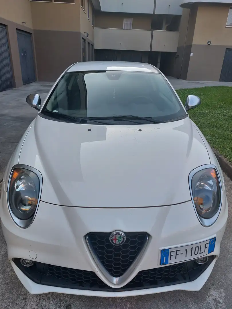 Alfa Romeo MiTo MiTo 2013 1.3 jtdm 95cv E6 Bílá - 1