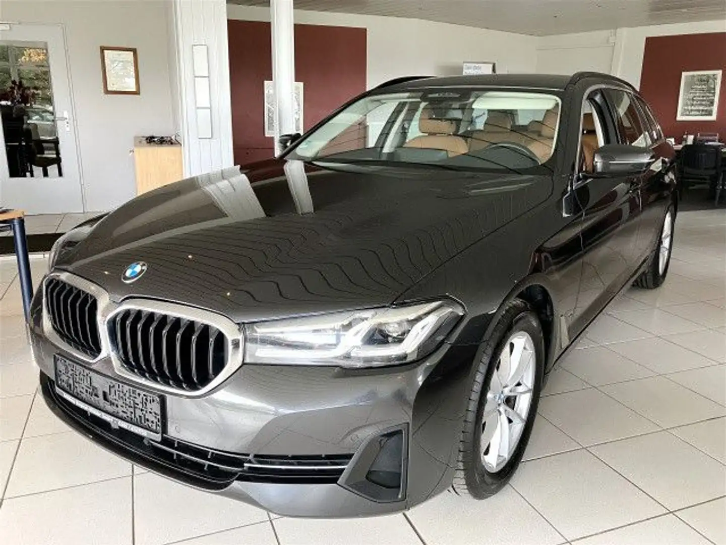 BMW 520 xd Aktivtemp/Kamera/Parkassist/DAB/LivePRO Grau - 1