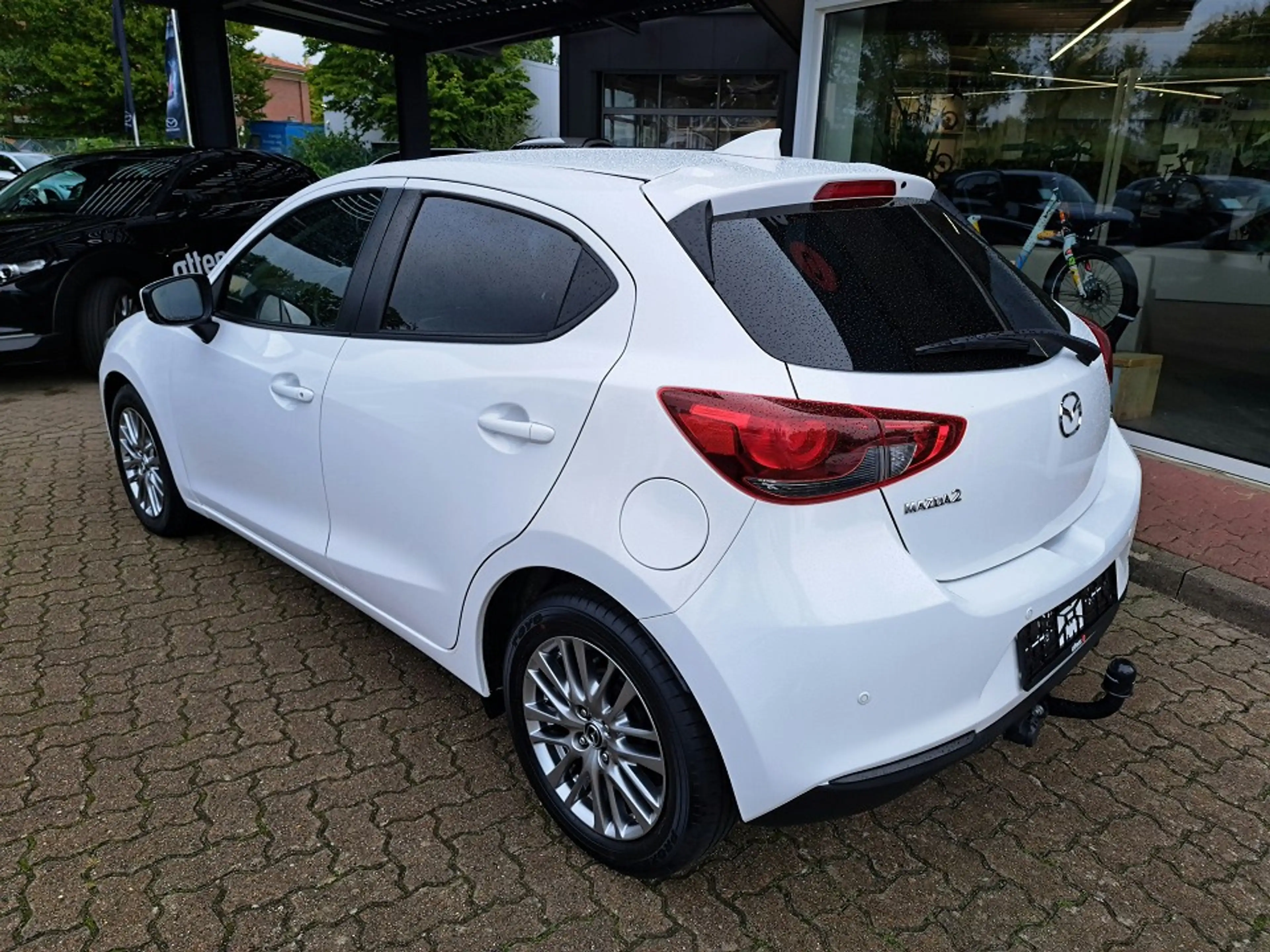 Mazda 2 1.5i KIZOKU LED, RFK, Carplay — photo 7