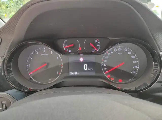 Opel Corsa view 12