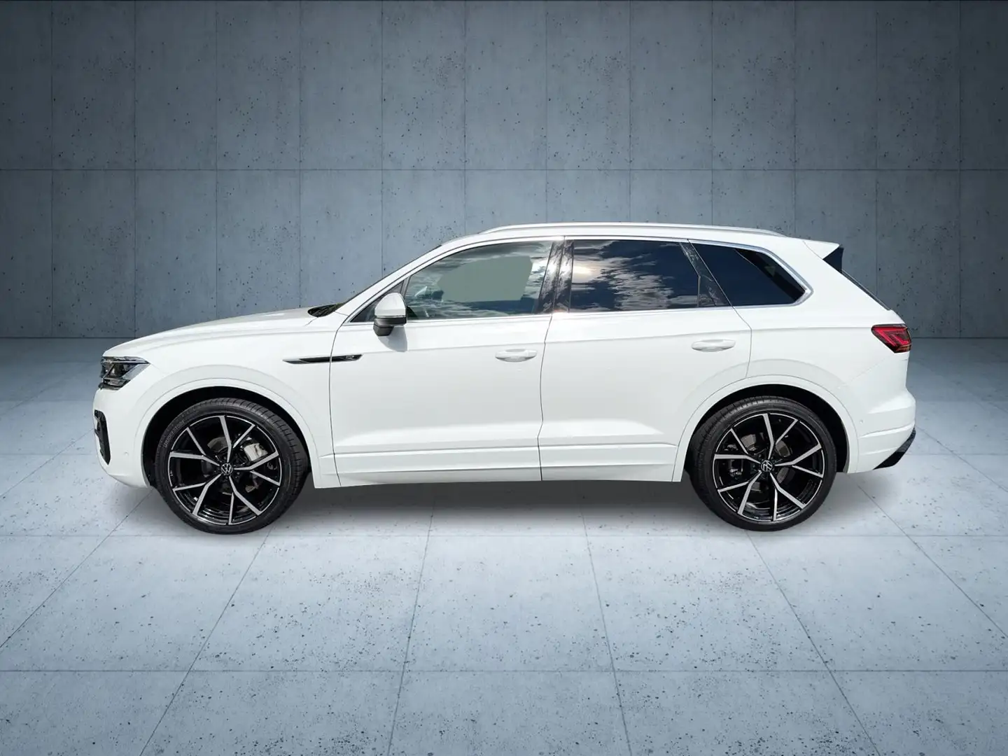 Volkswagen Touareg R-Line StHz/AHK/Pano/HuD/Dynaudio/Luft/A Weiß - 2