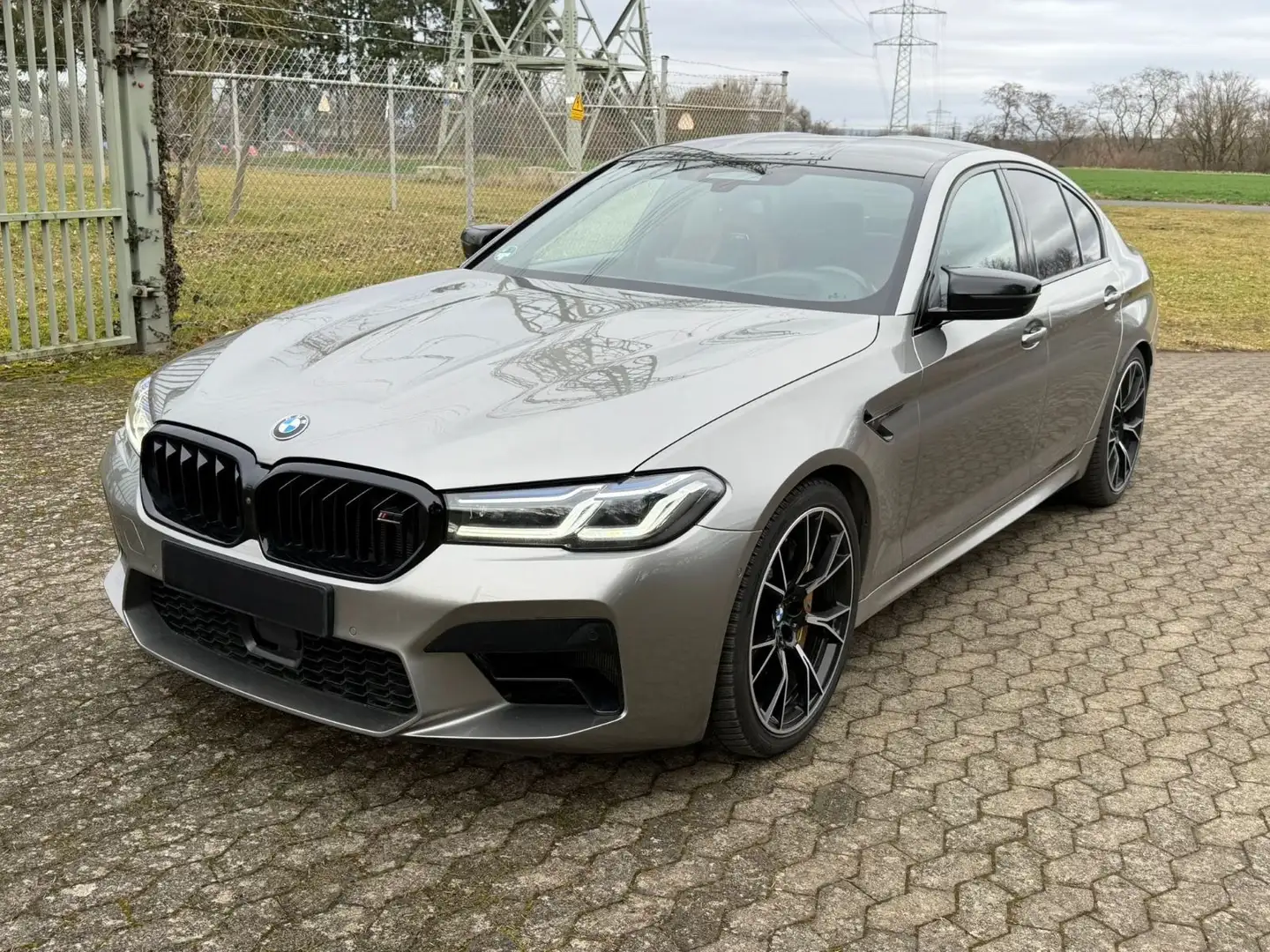 BMW M5 Limousine Competition CARBON-KERAMIK-FACELIFT Gris - 2