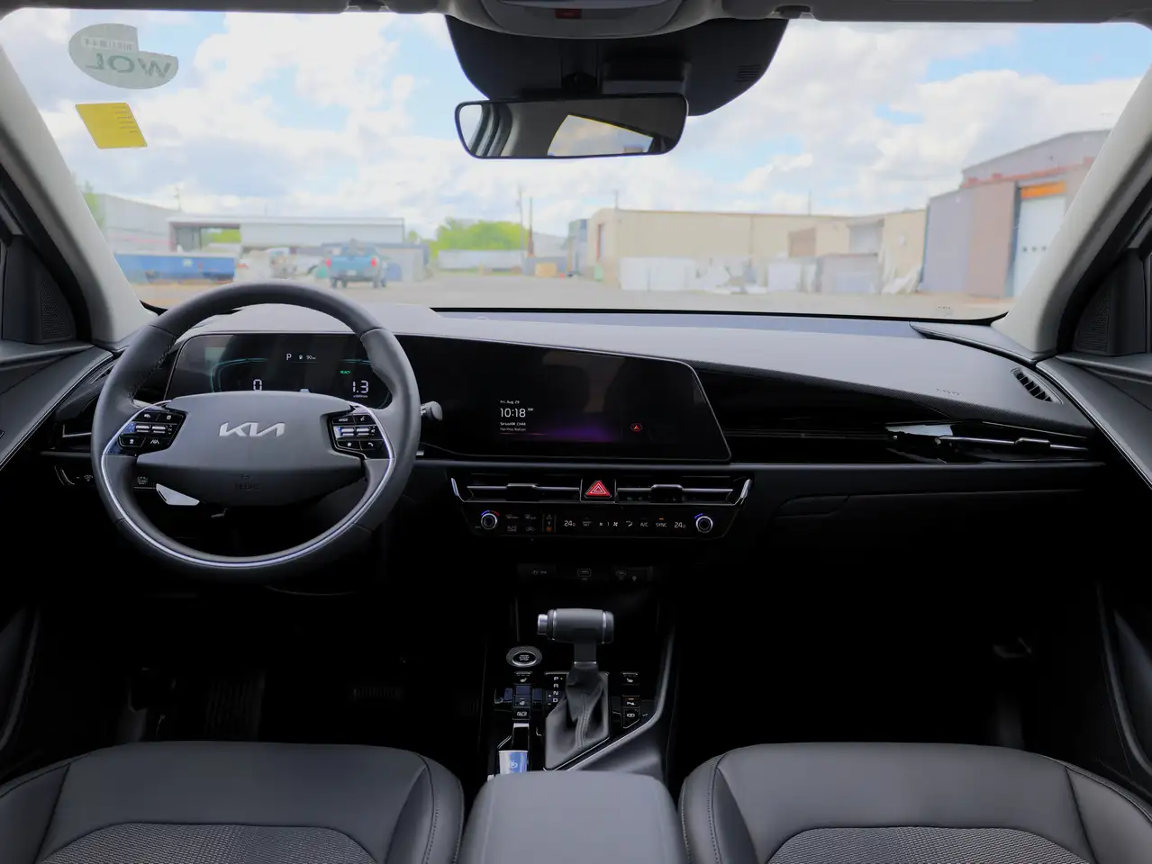 Kia Niro снимка Kia Niro