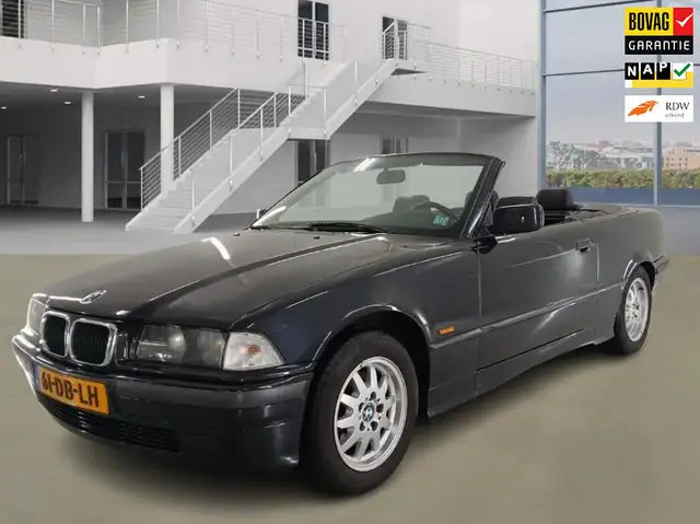 BMW 318 3-serie Cabrio 318i Executive 1e Eig. NL-auto Youn