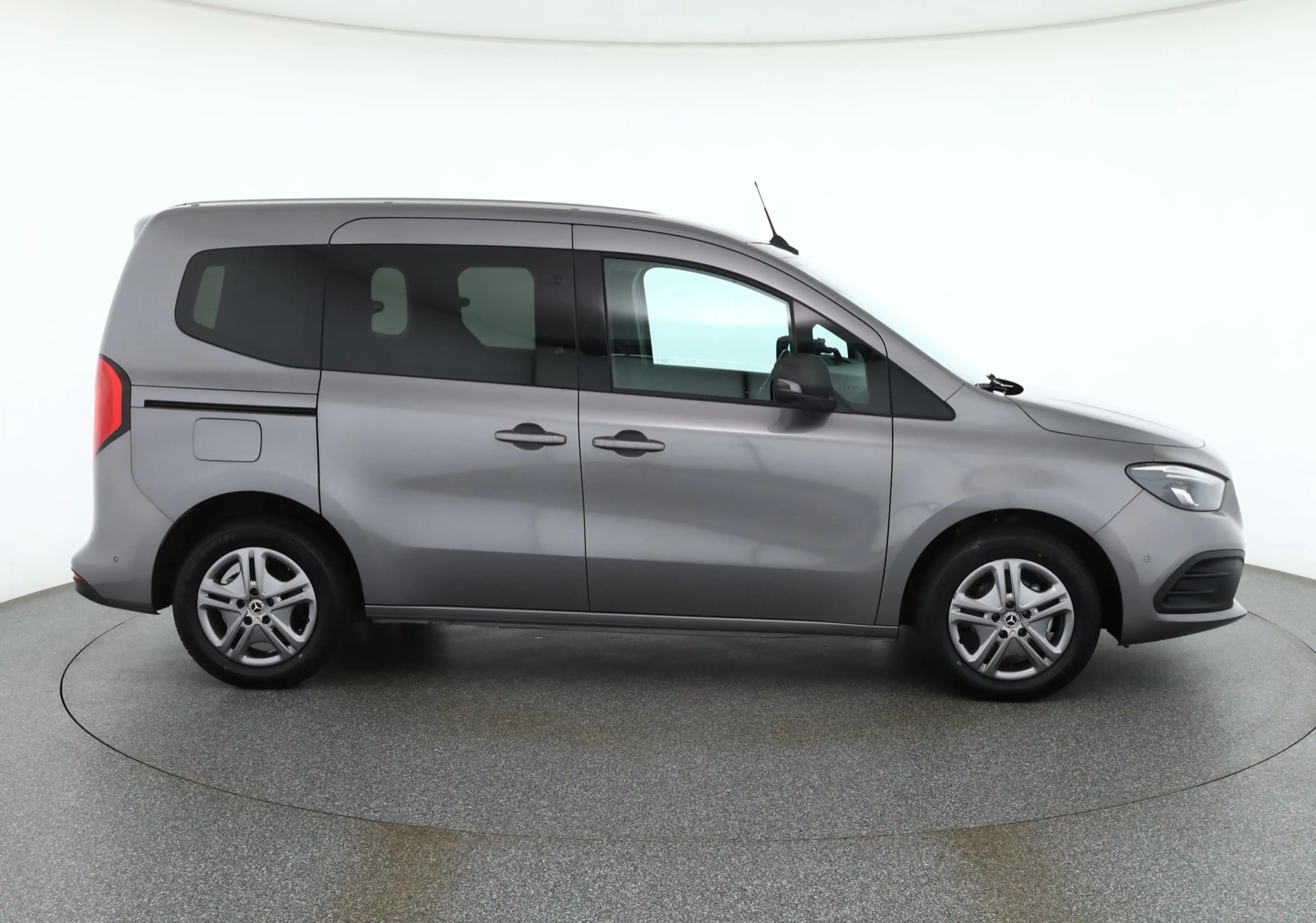Mercedes-Benz Citan Tourer 113 Pro LED Navi Sitzheizung Kamera — photo 6