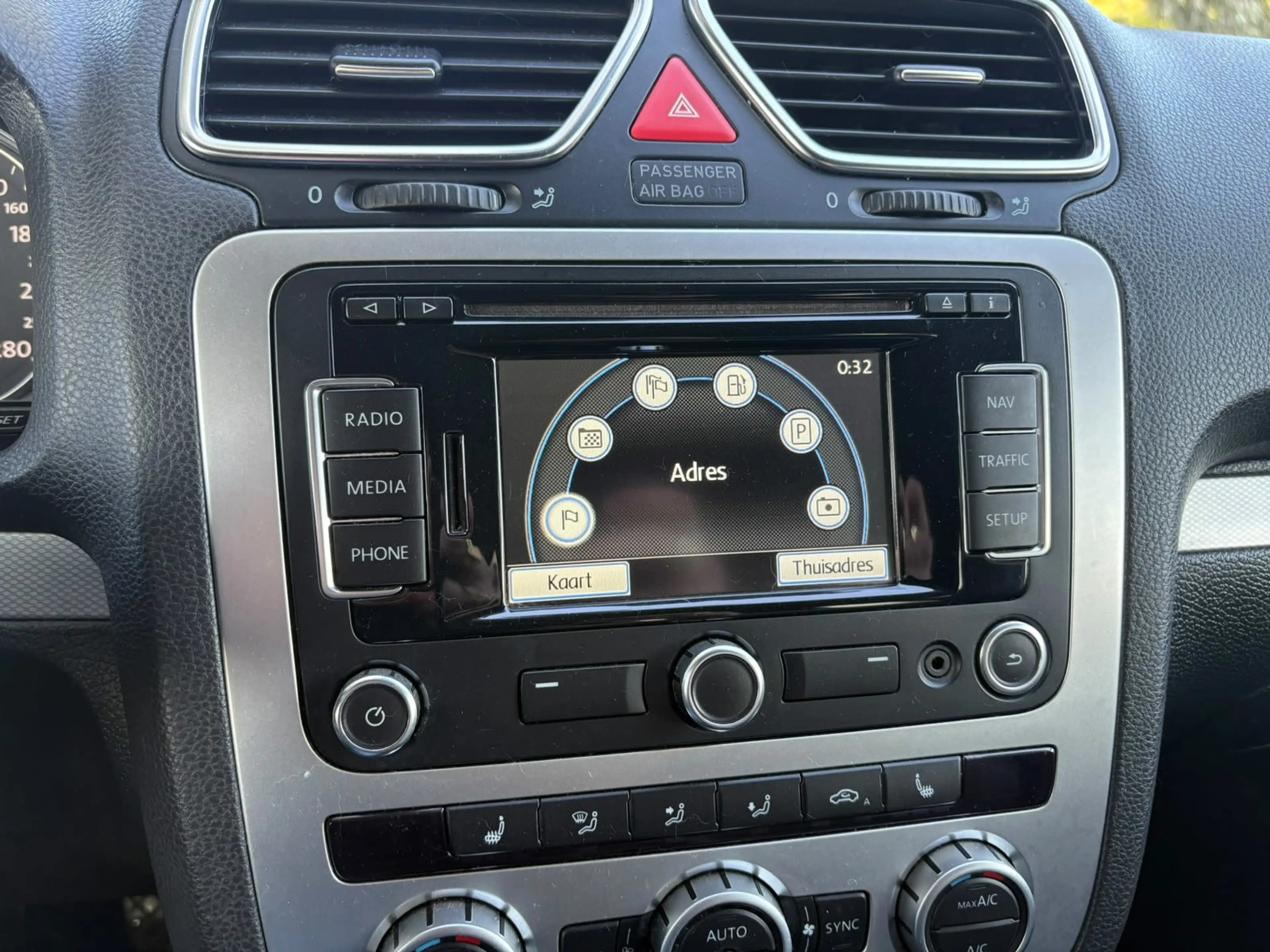 Volkswagen Scirocco 1.4 TSI Highline Plus Airco Cruise Navi — photo 11