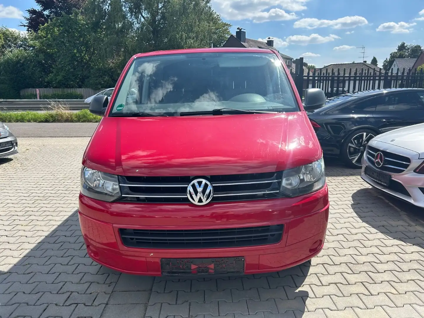 Volkswagen T5 Multivan Startline Rouge - 2