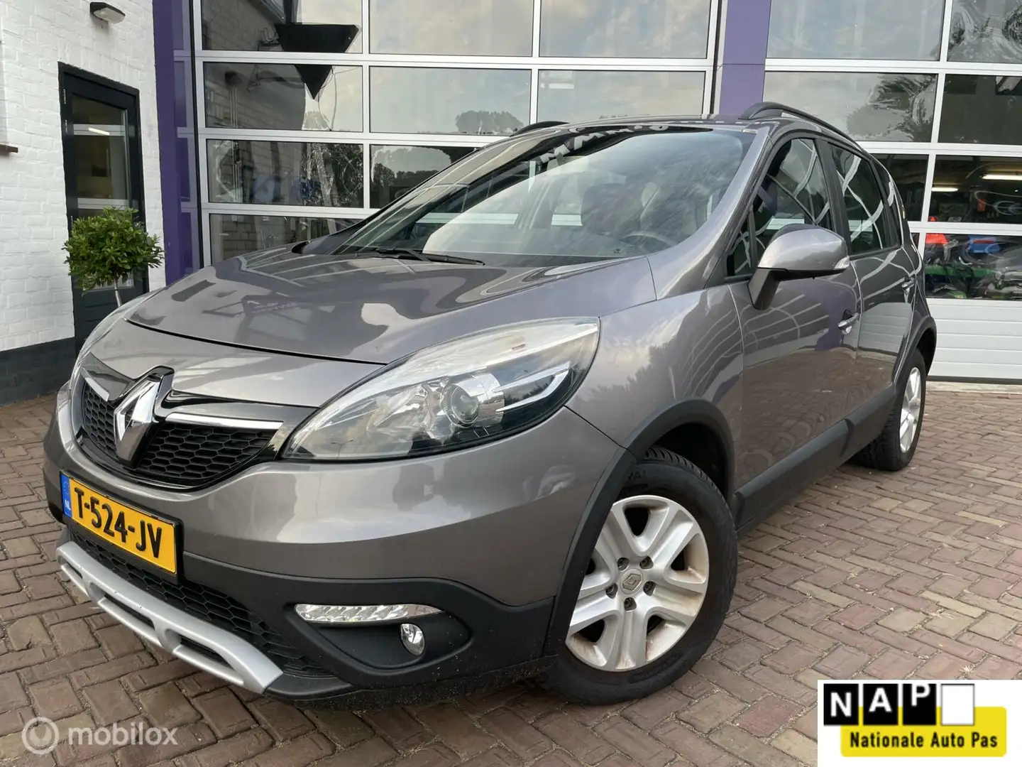 Renault Scenic 1.2 TCe Expression * AIRCO * NAVI * X MOD Grijs - 1